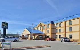 Quality Inn And Suites Jefferson City Mo